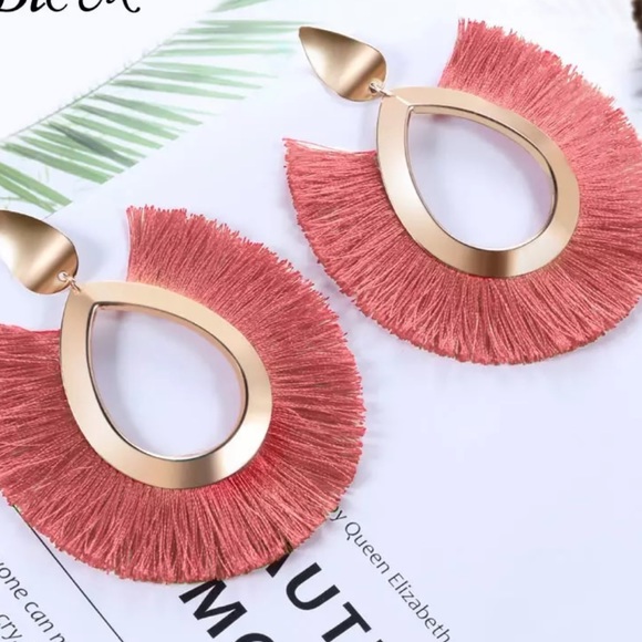 Jewelry - FRINGE EARRINGS